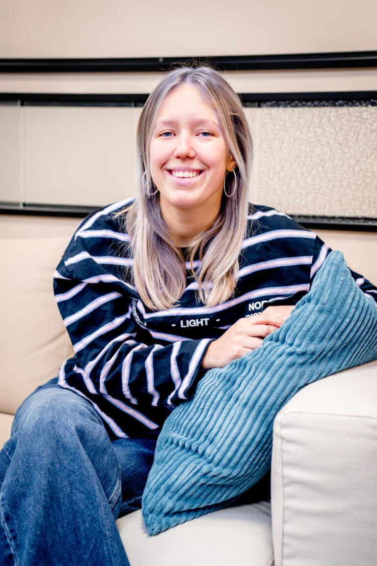 Demi - Spiegelexpert.nl