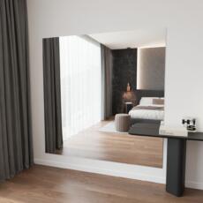 Grote spiegel in een slaapkamer