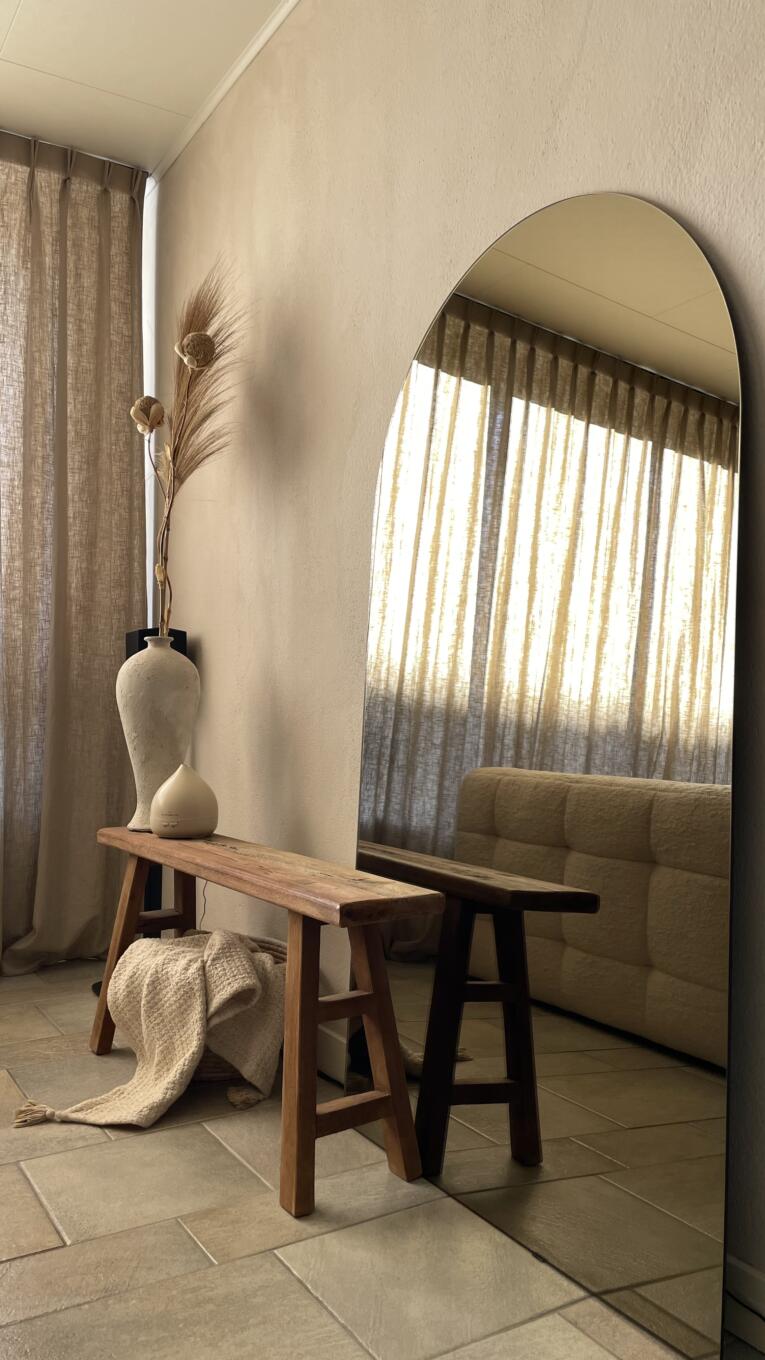 Staande boogspiegel brons gekleurd