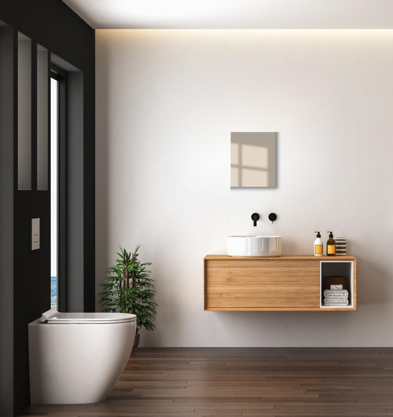 Een kleine toiletspiegel verzilverd